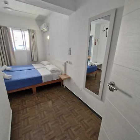 Гостевой дом Sol De Mallorca Эл Аренал